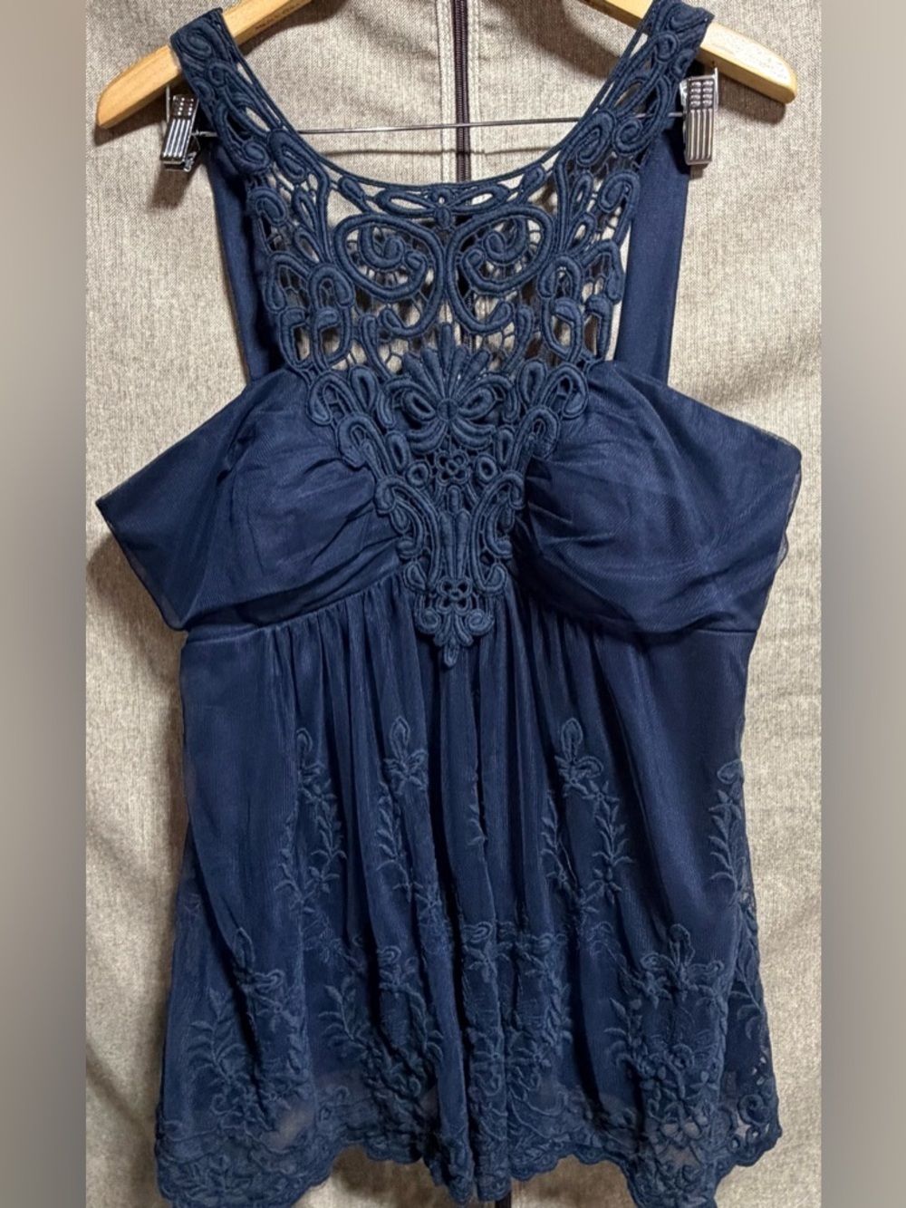 Boston Proper Navy Lace Crochet Sleeveless Top XL - Picture 2 of 8
